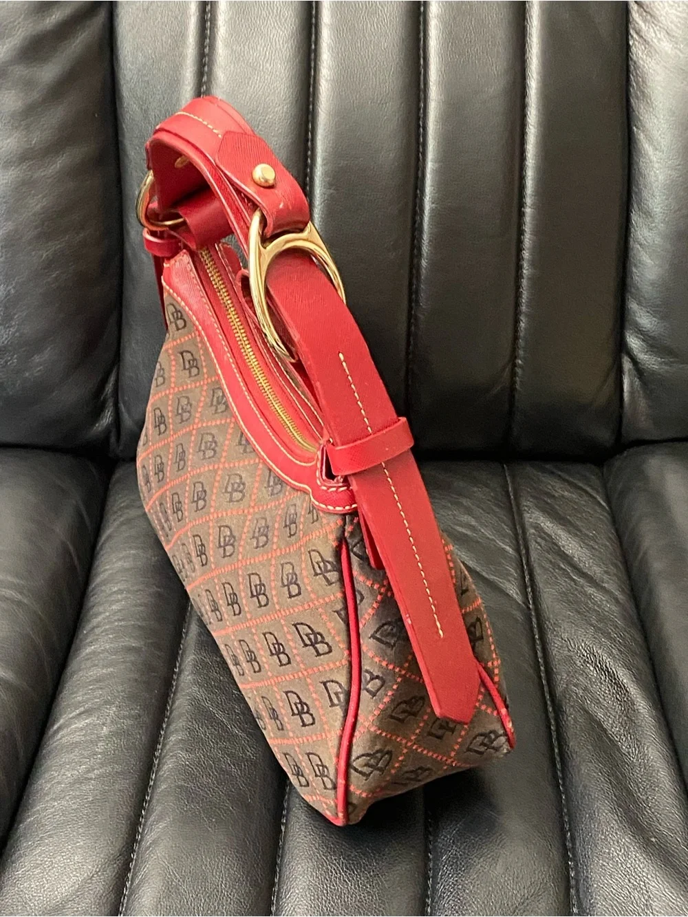 Vintage Dooney And Bourke Signature Quilt Hobo Dark Red Zip Small Shoulder Bag